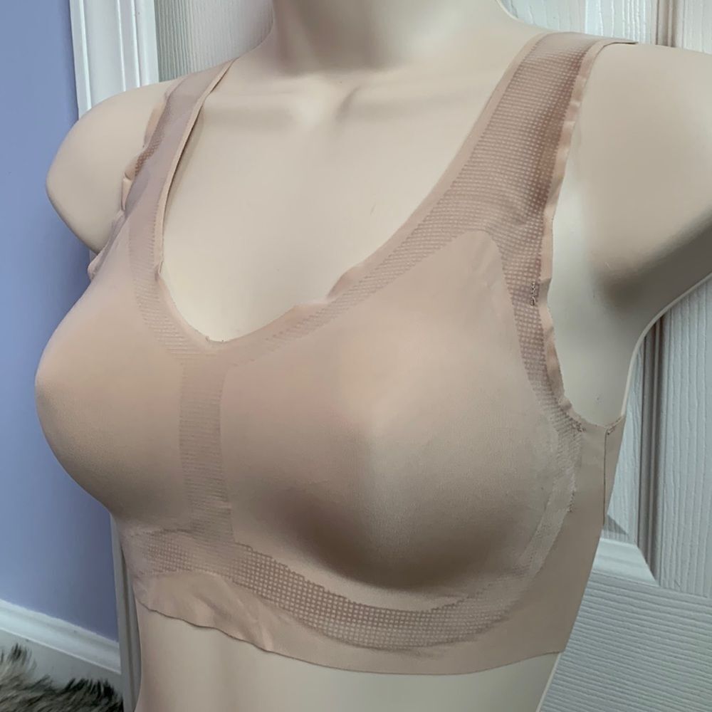 Hanes Laser Cut Flat Edge Lounge Bralette Bra S